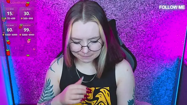 Snapshot of SadPotato_ chatting on September 28, 9:58 am SadPotato  online show from September 28, 9:58 am