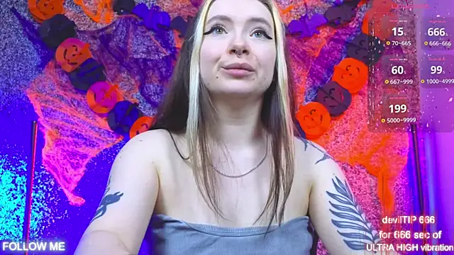 Snapshot of SadPotato_ chatting on October 28, 1:58 pm SadPotato  online show from October 28, 1:58 pm