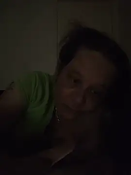 zeousseelphie online show from June 6, 8:35 pm