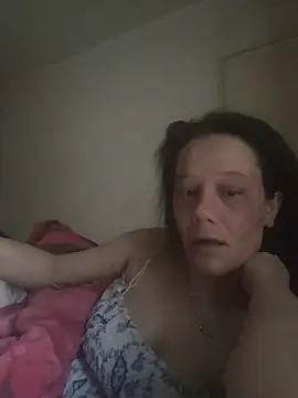 zeousseelphie online show from June 10, 9:19 am