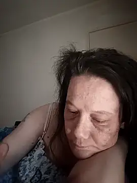 zeousseelphie online show from June 12, 10:36 am