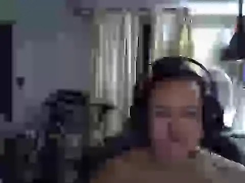 Snapshot of transgordimilf chatting on October 12, 8:13 am transgordimilf online show from October 12, 8:13 am