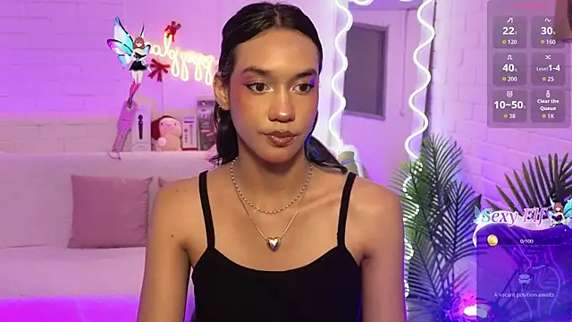 Snapshot of artemiss_tay chatting on December 17, 7:09 pm artemiss tay online show from December 17, 7:09 pm