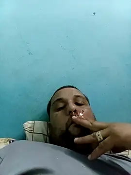 Snapshot of dotadou chatting on September 28, 10:09 am dotadou online show from September 28, 10:09 am