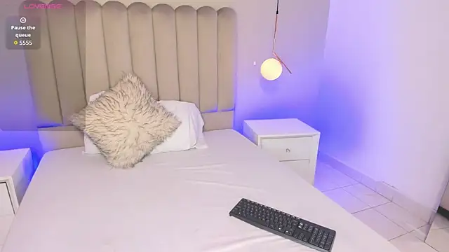 Dani rosse  online show from November 18, 1:04 pm