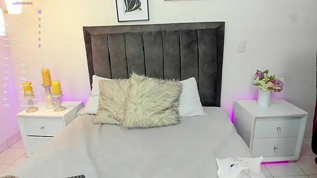 Dani rosse  online show from April 22, 7:26 pm