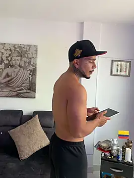 Snapshot of DeimonOficial chatting on January 14, 5:18 pm DeimonOficial online show from January 14, 5:18 pm