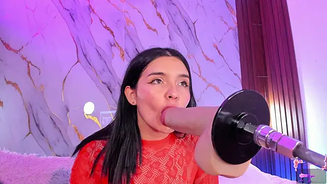 alicecute77 online show from May 25, 2:28 am