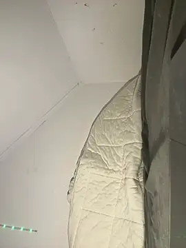 Snapshot of TwinklustbyEmi chatting on March 3, 2:07 am TwinklustbyEmi online show from March 3, 2:07 am