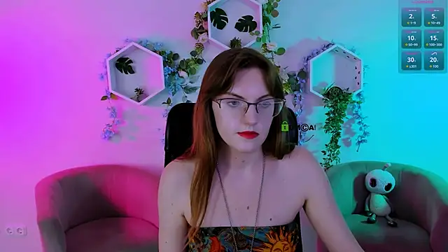 Snapshot of ava_mystic_ chatting on July 14, 2:05 am ava mystic online show from July 14, 2:05 am