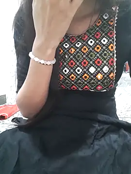 Aarti-kumri online show from April 21, 7:50 pm