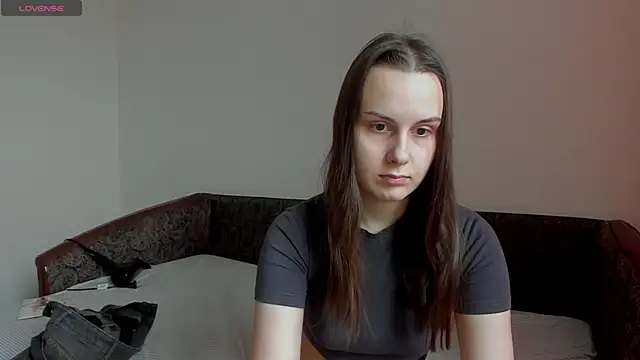 Kelly Cartier online show from April 4, 12:02 pm