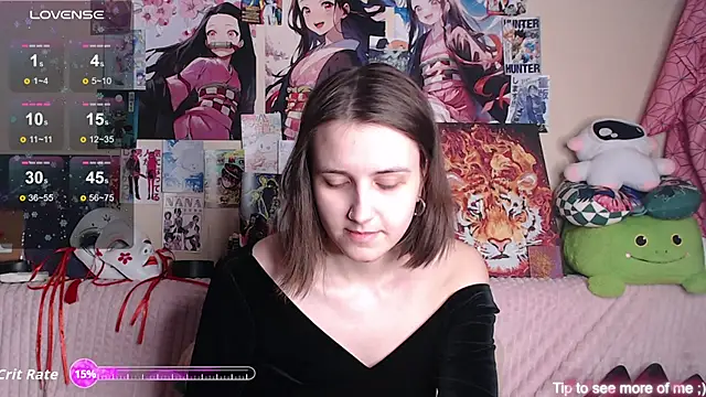 Snapshot of AliceChio chatting on November 5, 10:37 am AliceChio online show from November 5, 10:37 am