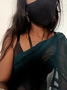 Snapshot of kavya-telugu84 chatting on November 19, 6:35 am kavya-telugu84 online show from November 19, 6:35 am