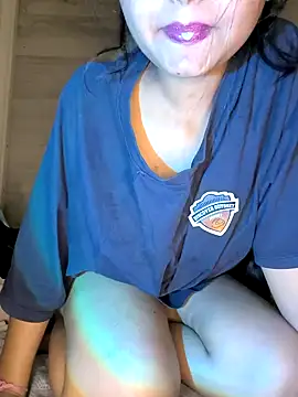 Snapshot of apni_lusty_natasha chatting on September 22, 3:25 pm apni lusty natasha online show from September 22, 3:25 pm