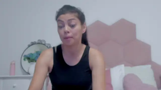 Snapshot of LadyLiia chatting on January 16, 4:49 am LadyLiia online show from January 16, 4:49 am