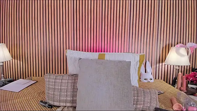 keeyla stone online show from November 25, 9:26 pm