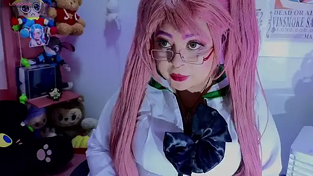 Snapshot of Lucycosplay777 chatting on May 3, 4:29 am Lucycosplay777 online show from May 3, 4:29 am