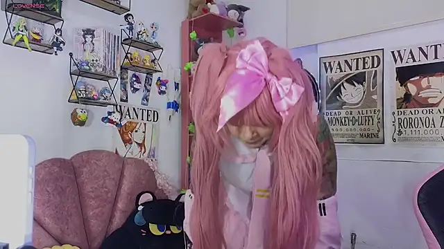 Snapshot of Lucycosplay777 chatting on June 6, 3:11 am Lucycosplay777 online show from June 6, 3:11 am