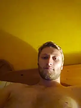 Snapshot of Emans6699 chatting on July 18, 6:34 pm Emans6699 online show from July 18, 6:34 pm