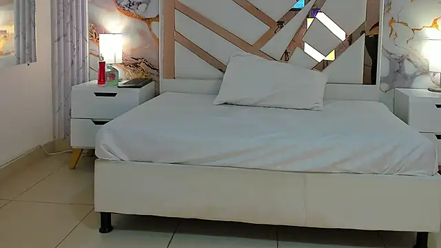 VanessaHard as online show from October 11, 9:02 pm