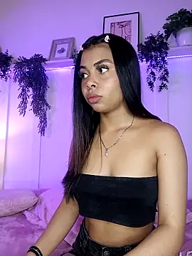 theLayla DH online show from October 14, 8:53 pm