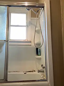 Snapshot of SlimSexxxy69 chatting on October 7, 10:40 pm SlimSexxxy69 online show from October 7, 10:40 pm