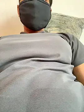 Snapshot of shrasti_sexy chatting on May 21, 7:04 am shrasti sexy online show from May 21, 7:04 am