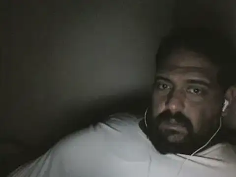 elpoop7305 online show from December 19, 5:14 am