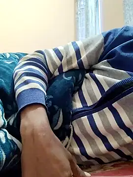 Snapshot of INTERNATIONAL0001 chatting on November 18, 1:33 am INTERNATIONAL0001 online show from November 18, 1:33 am