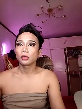 YourNikkieXxx online show from October 24, 3:41 pm