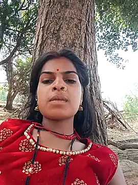 HOT-ANJALI799 online show from May 17, 4:10 am