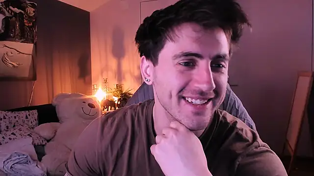 Snapshot of Oscar_Miller_ chatting on September 26, 8:57 pm Oscar Miller online show from September 26, 8:57 pm