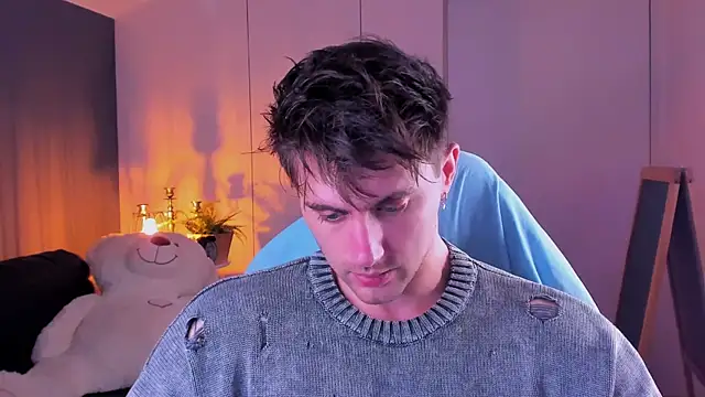 Snapshot of Oscar_Miller_ chatting on November 2, 9:28 pm Oscar Miller online show from November 2, 9:28 pm