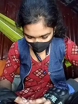 Snapshot of kiron204279 chatting on November 23, 12:21 am kiron204279 online show from November 23, 12:21 am