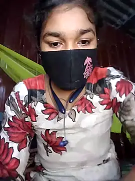 Snapshot of kiron204279 chatting on November 24, 12:32 am kiron204279 online show from November 24, 12:32 am