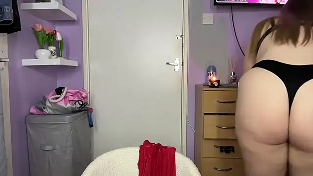 SexySashaxox online show from April 15, 6:37 pm