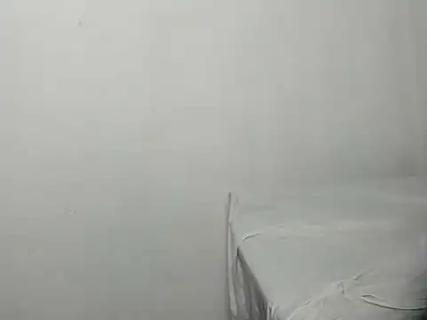 Crazy Cat1995 online show from April 15, 2:35 pm