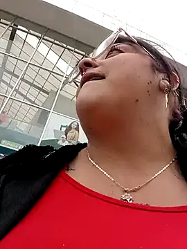 Snapshot of megan_fox5 chatting on October 29, 3:03 pm megan fox5 online show from October 29, 3:03 pm