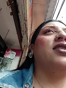 Snapshot of megan_fox5 chatting on December 1, 4:12 pm megan fox5 online show from December 1, 4:12 pm