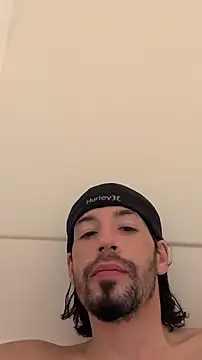 Snapshot of MoneyMonty711 chatting on November 2, 3:53 am MoneyMonty711 online show from November 2, 3:53 am