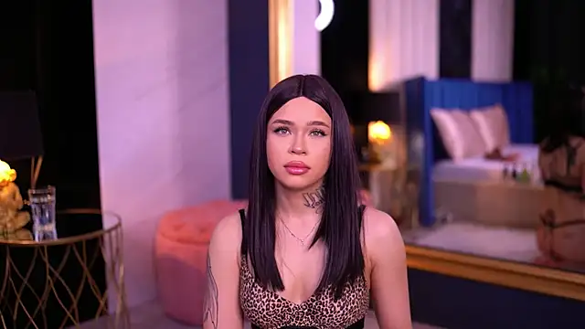 NickyBenz online show from April 17, 7:39 pm