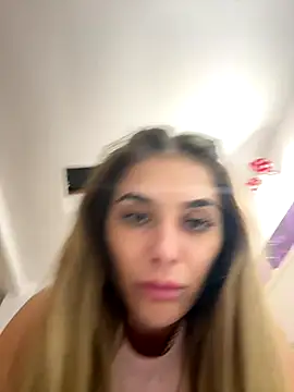 Snapshot of KaseyQuinn_ chatting on September 16, 7:26 pm KaseyQuinn online show from September 16, 7:26 pm