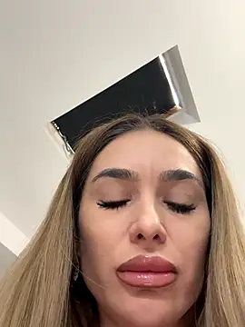 Snapshot of KaseyQuinn_ chatting on October 5, 9:51 am KaseyQuinn online show from October 5, 9:51 am