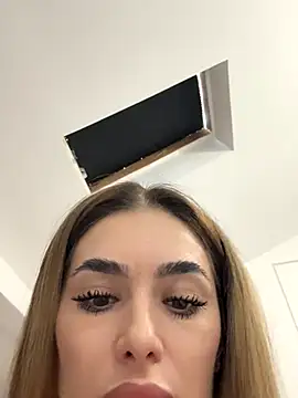 Snapshot of KaseyQuinn_ chatting on October 12, 7:40 am KaseyQuinn online show from October 12, 7:40 am