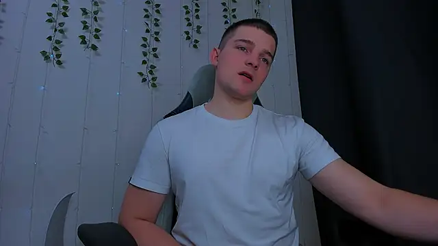 Your Claddagh online show from November 29, 6:22 pm