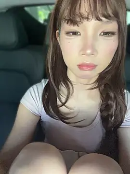 Snapshot of Yiyi-707 chatting on July 12, 7:21 am Yiyi-707 online show from July 12, 7:21 am