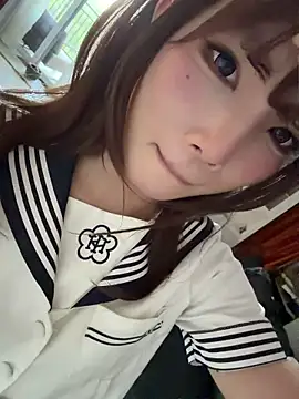 Snapshot of Yiyi-707 chatting on July 24, 10:24 am Yiyi-707 online show from July 24, 10:24 am