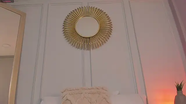 Snapshot of CharlotteBrownn_ chatting on May 15, 11:34 pm CharlotteBrownn online show from May 15, 11:34 pm