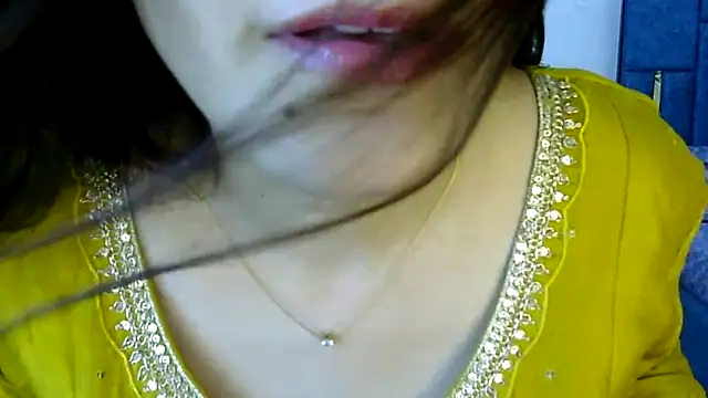 Rumi cute online show from July 16, 4:35 pm